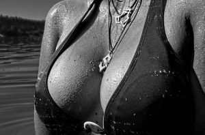 How to Get Natural Looking Breast Implants